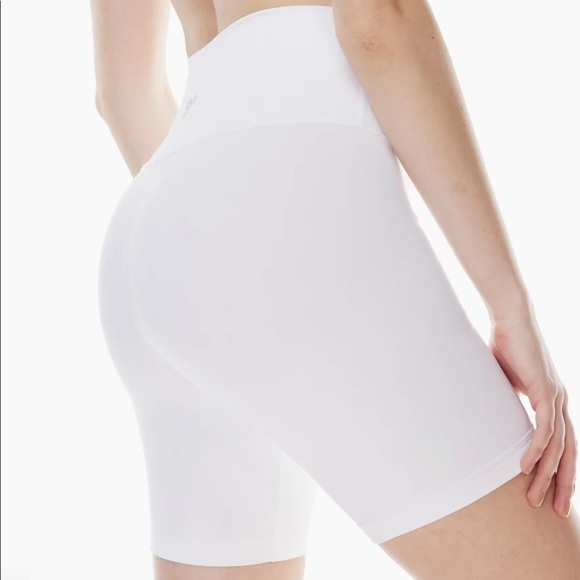 TnAction TnaLIFE™ Atmosphere Hi-Rise 7" Short - Picture 4 of 8